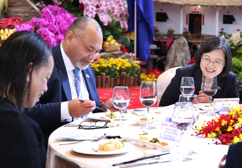 対外関係（2020-01-08）外国からの貴賓を初めて「臭豆腐」で歓待、ナウルのエニミア大統領が来台