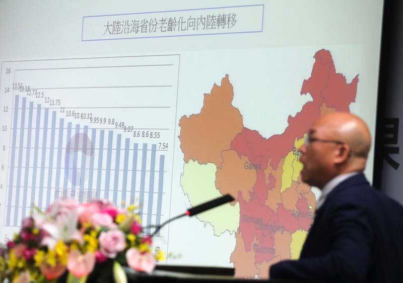 数字の台湾（2021-09-27）「中国大陸市場は台湾経済にとってプラス」、台湾の74％