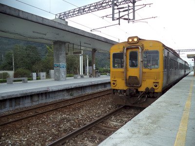台湾鉄道、花東線電化で光華号が引退へ