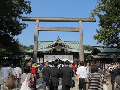 日本の閣僚が再び靖国神社参拝、外交部は「遺憾」