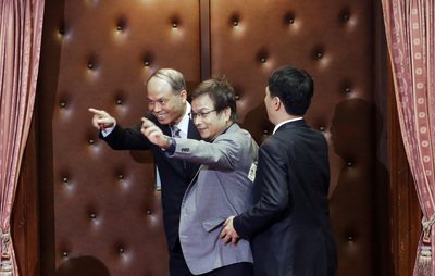 所得税法改正案が立法院を通過