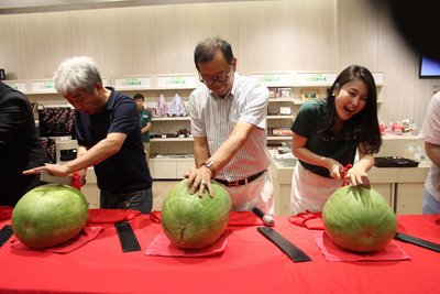 日本特産品店、金門に出店