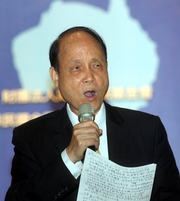 両岸、市場開放に向けて攻防戦展開
