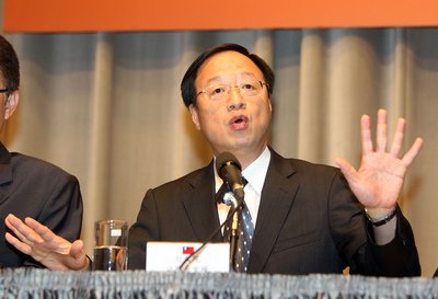 行政院、食品安全強化措置8項目を提示