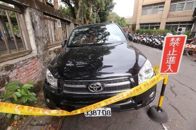 総統府に自動車突っ込み緊張も「事故」