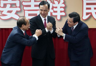 総統、初顔合わせで今年の経済に期待