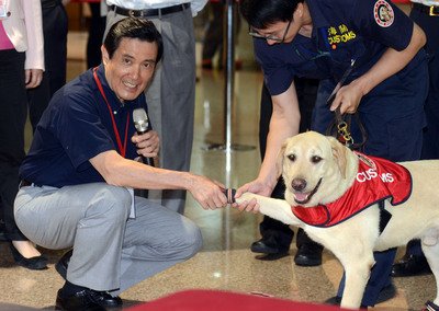 馬・総統、桃園国際空港を視察