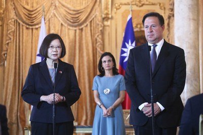蔡・総統、パナマ大統領と会談