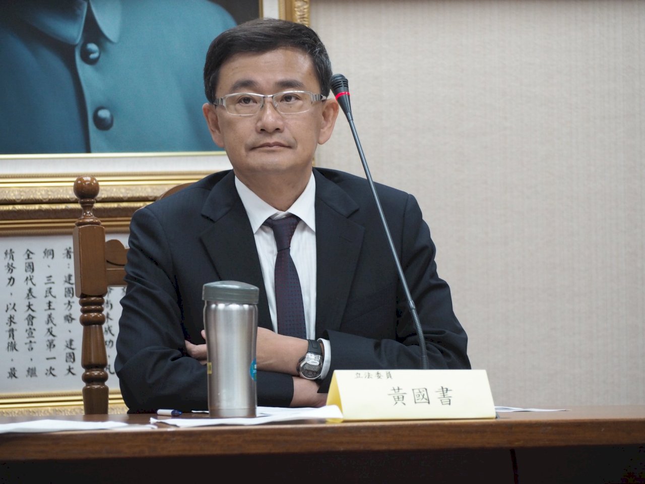 国民党政権に情報提供、与党・民進党の黃国書・立法委員が離党
