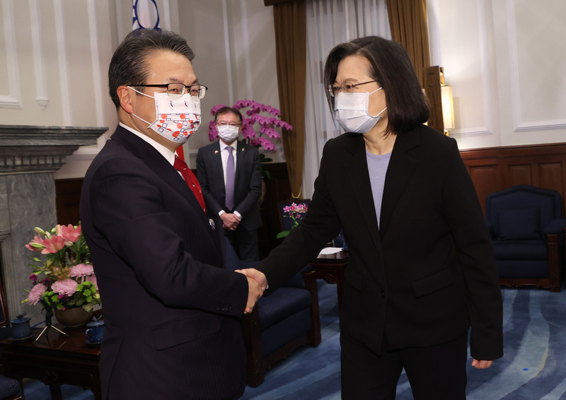 日本の世耕参議院幹事長が蔡・総統を表敬訪問