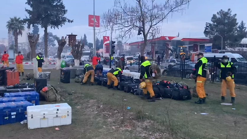 トルコ大地震、台湾の救援隊第1陣が被災地に到着