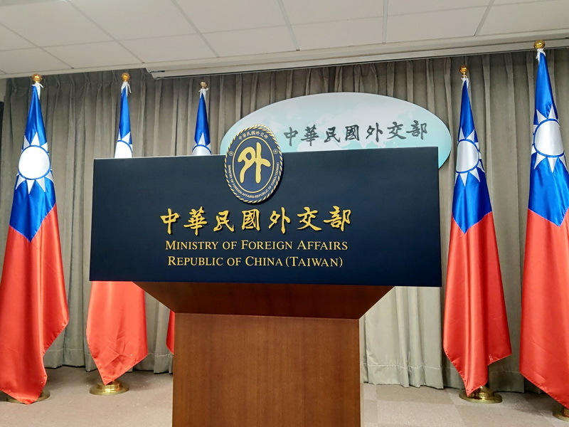 中米にある国交国・ホンジュラスが、中国との正式な外交関係を発展させると発表したことに対し、中華民国外交部は20日、この重要な時期に積極的に台湾への支持を表明してくれた友好国政府に心からの感謝を述べるとともに、台湾とホンジュラス政府とのコミュニケーションは途切れたことはない。外交部はホンジュラスとの国交維持に全力を尽くすが、台湾は決して中国とのマネーゲームはしないと強調した。(写真:RTI) 中米にある国交国・ホンジュラスが、中国との正式な外交関係を発展させると発表したことに対し、中華民国外交部は20日、この重要な時期に積極的に台湾への支持を表明してくれた友好国政府に心からの感謝を述べるとともに、台湾とホンジュラス政府とのコミュニケーションは途切れたことはない。外交部はホンジュラスとの国交維持に全力を尽くすが、台湾は決して中国とのマネーゲームはしないと強調した。(写真:RTI)