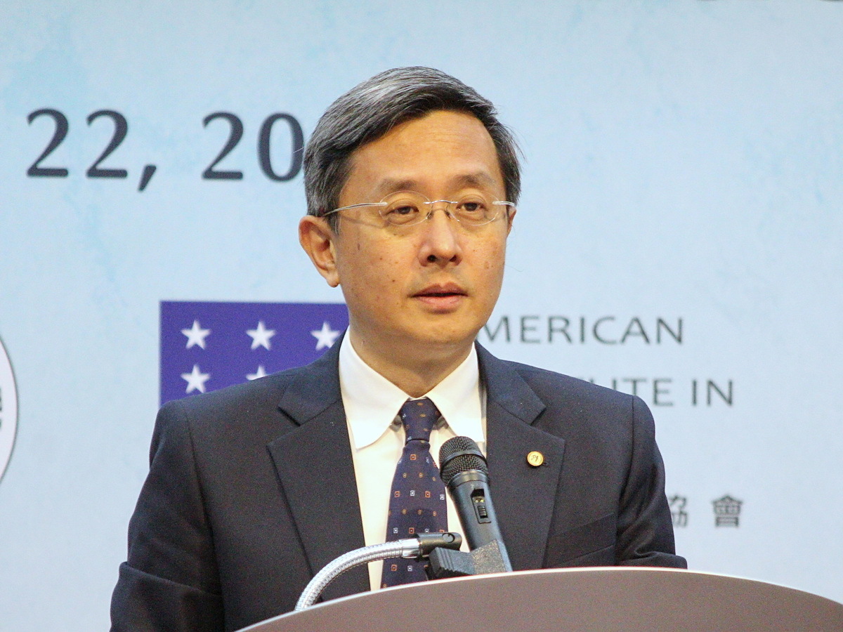 外交部の李淳・政務次長は8日、台湾とアメリカの新たな貿易協議の枠組み「21世紀の貿易に関する台米イニシアチブ」の初の協定締結について、その他の国々とも同様の貿易協定を結び、経済連携を図っていきたいと述べた。（写真：RTI）