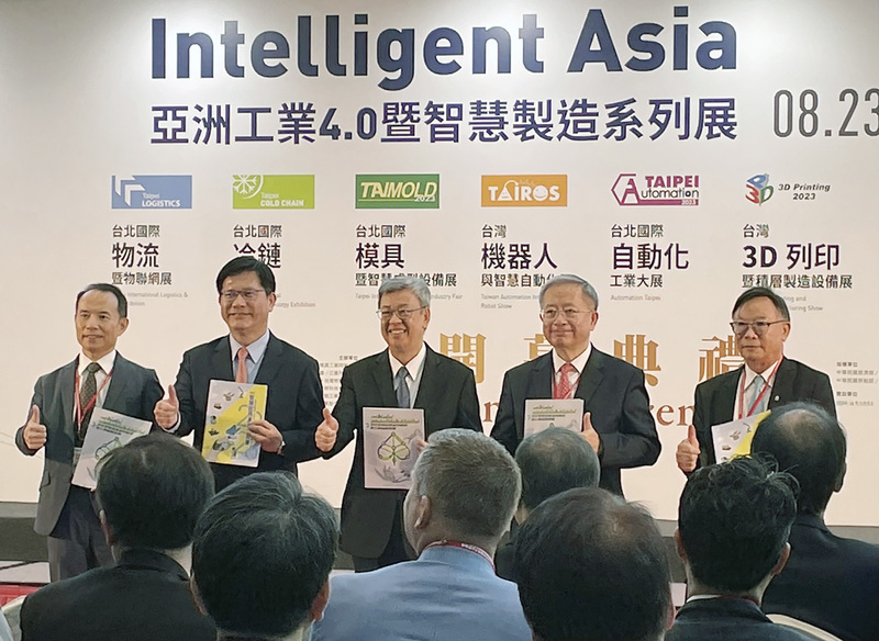 基幹産業へ政策転換の上手な活用を呼びかけ、陳・行政院長：製造業を世界の主力勢力へ