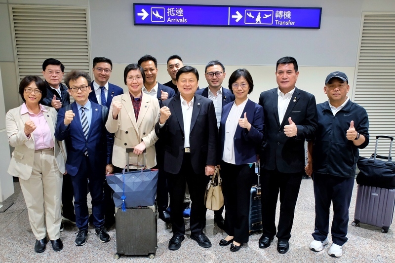 中国訪問を終えて帰国した傅崐萁氏は、多くの成果を収めたと述べた。（写真：CNA）
