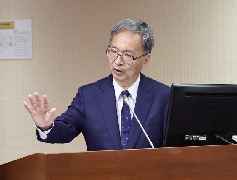 薛瑞元・衛生福利部長は29日、台湾はいまだ、世界保健総会(WHA)の招待状を受け取っていないが、政府は「パンデミック条約」へのオブザーバー参加を目指して努力すると述べた。 （写真：資料写真／CNA）