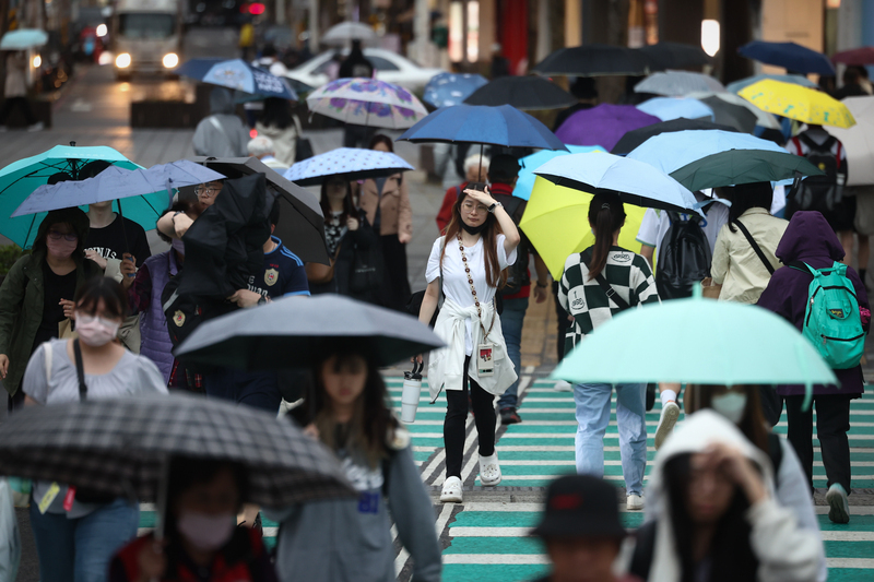 3/6は中国・華南地区の雨雲が東に移動してくる影響で台湾中部以北、東部の花蓮と南東部の台東は雨が降りやすい天気に（写真：CNA）